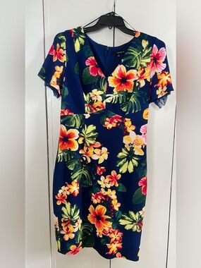 Sangria Navy Tropical Floral V-Neck Dress